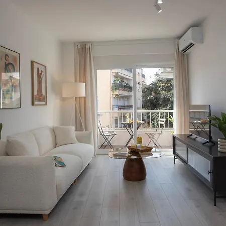Singularstays Apartment *