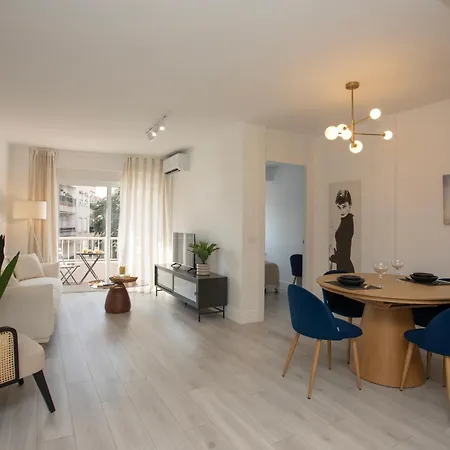 Apartment Singularstays *