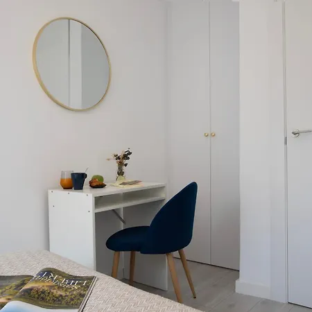 Singularstays Apartment *